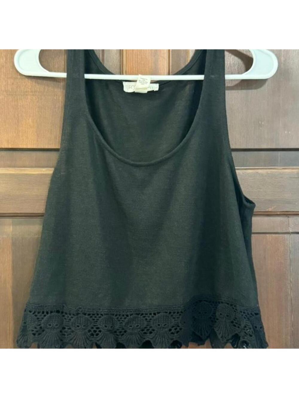 Forever 21 Women's Black and Grey crop-tanks